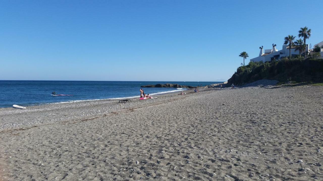 Beach-Front Bahia Dorada Estepona Eksteriør billede